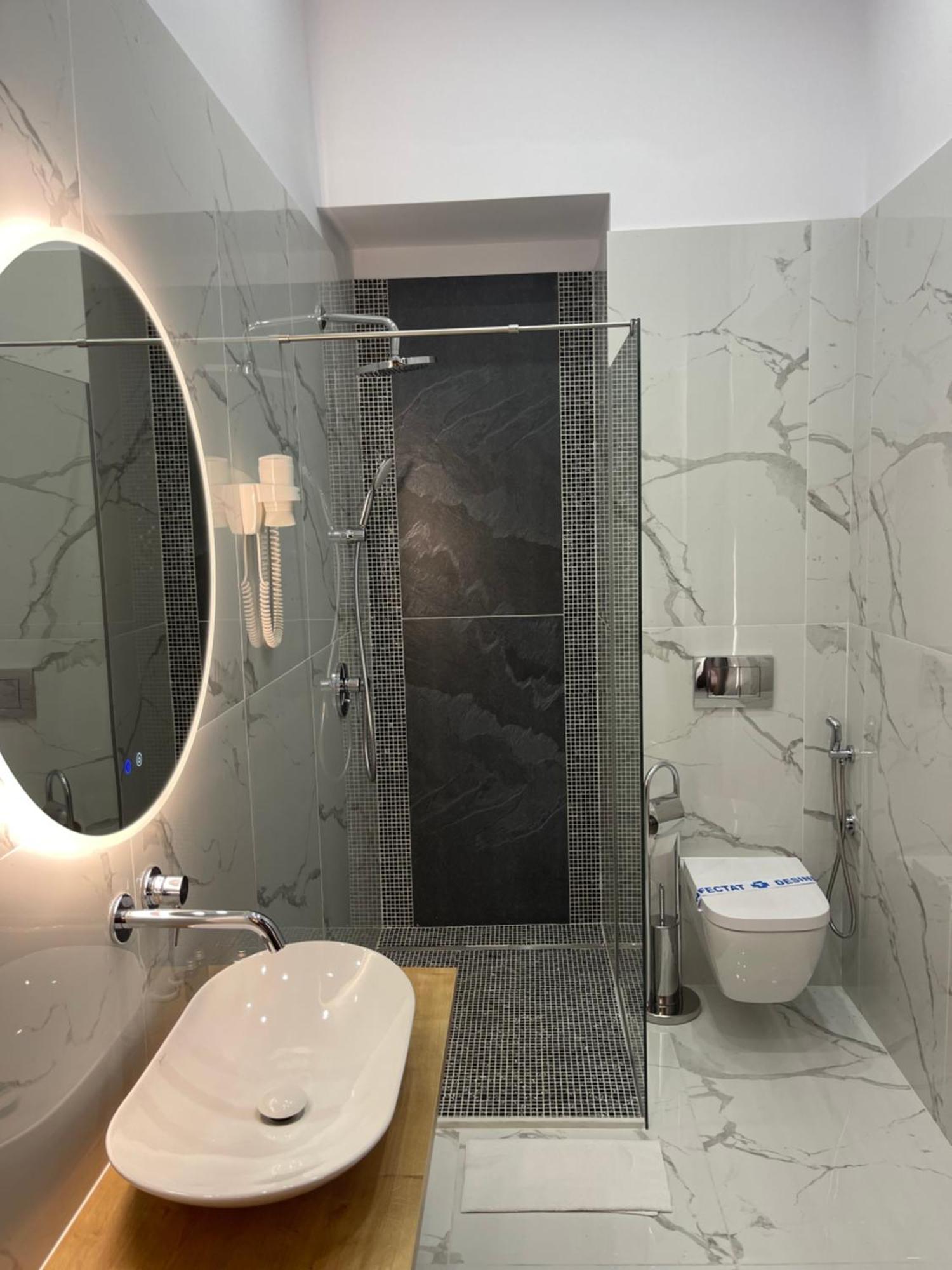 Hotel Europa Târgu Jiu Exteriér fotografie