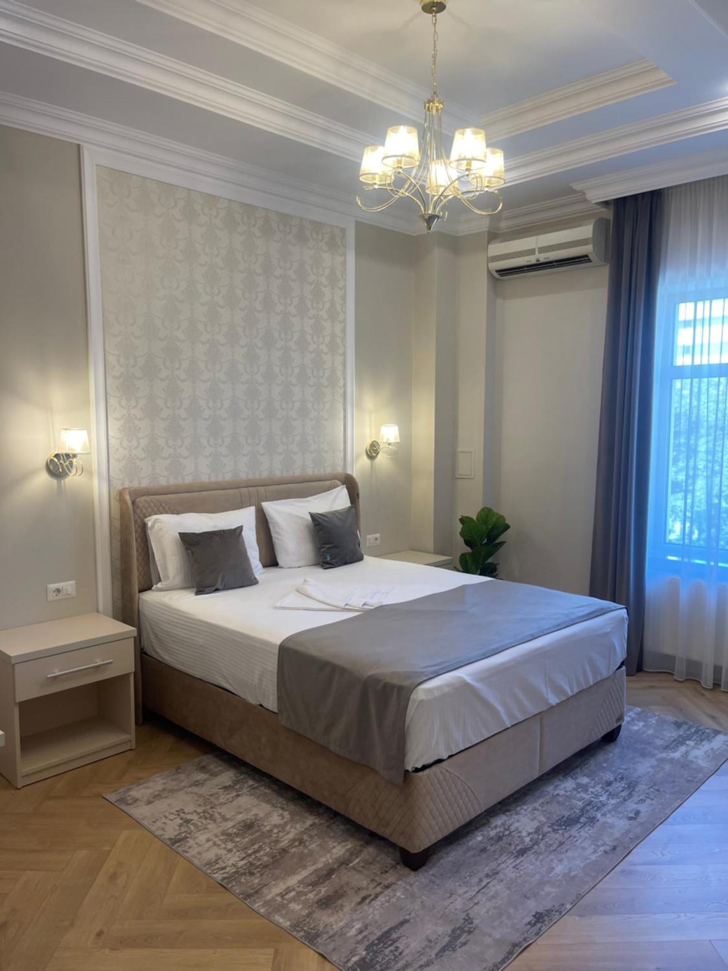 Hotel Europa Târgu Jiu Exteriér fotografie