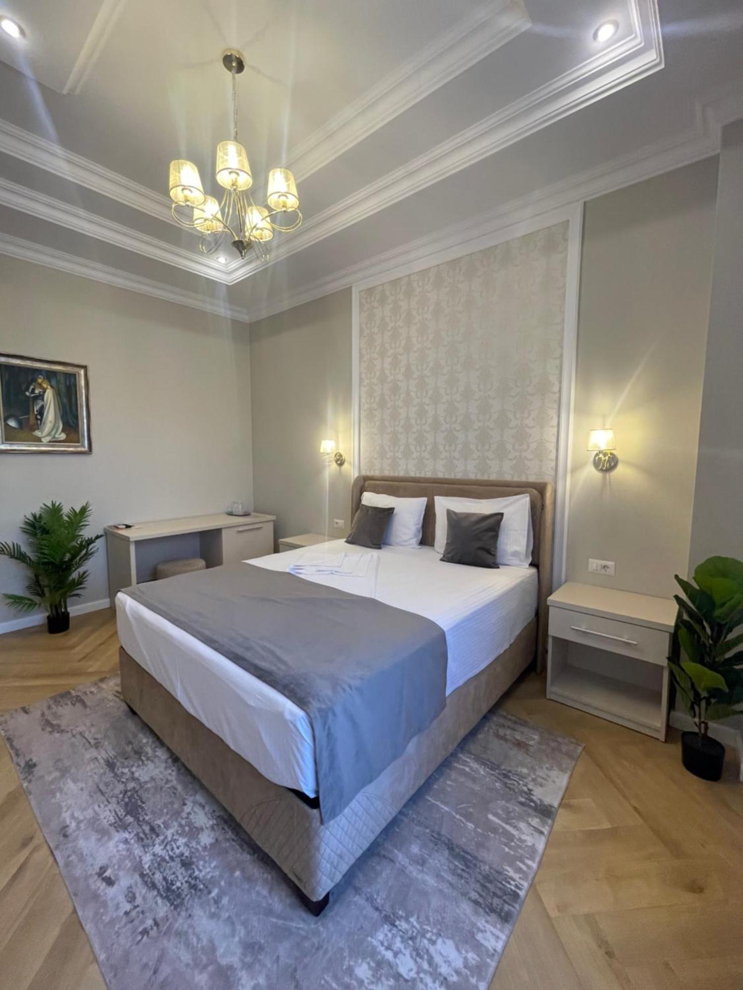 Hotel Europa Târgu Jiu Exteriér fotografie